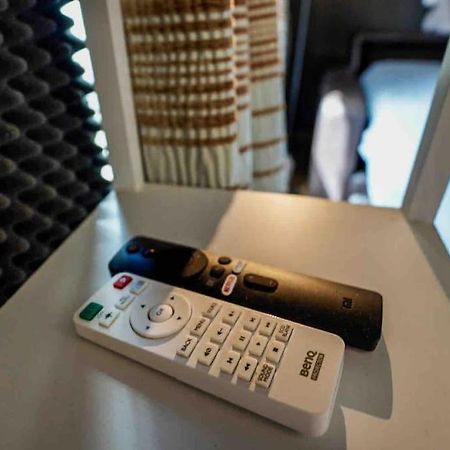 Studio With Home Cinema@Paris Chatelet Exteriör bild